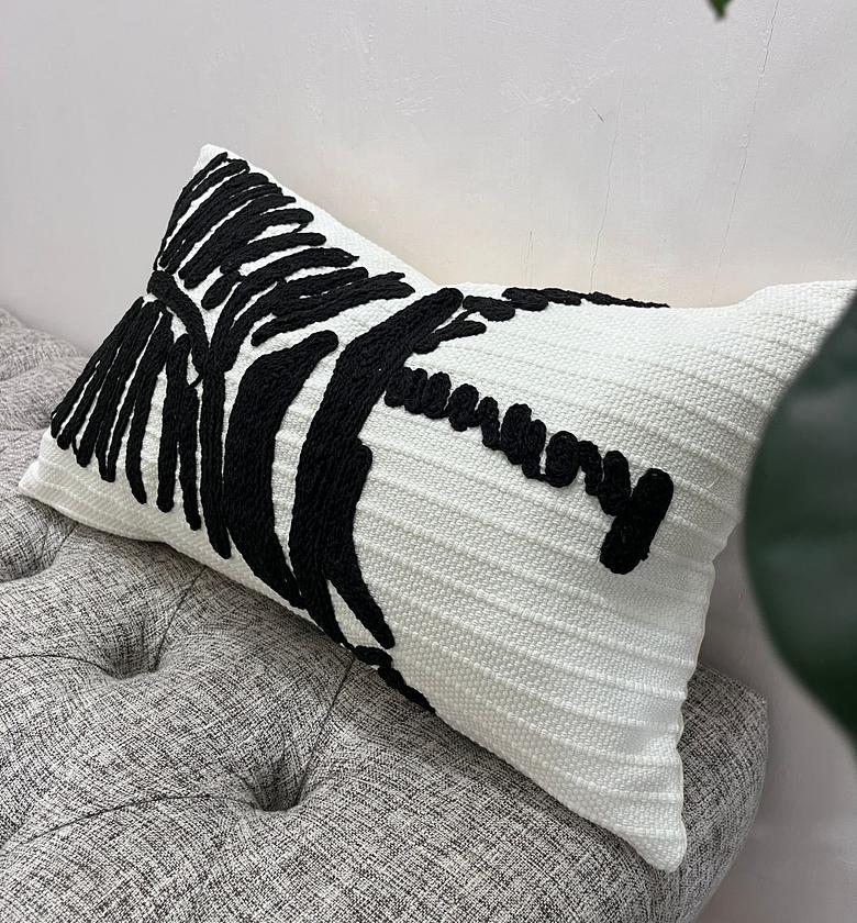 Embroidery Cover 30x50cm image