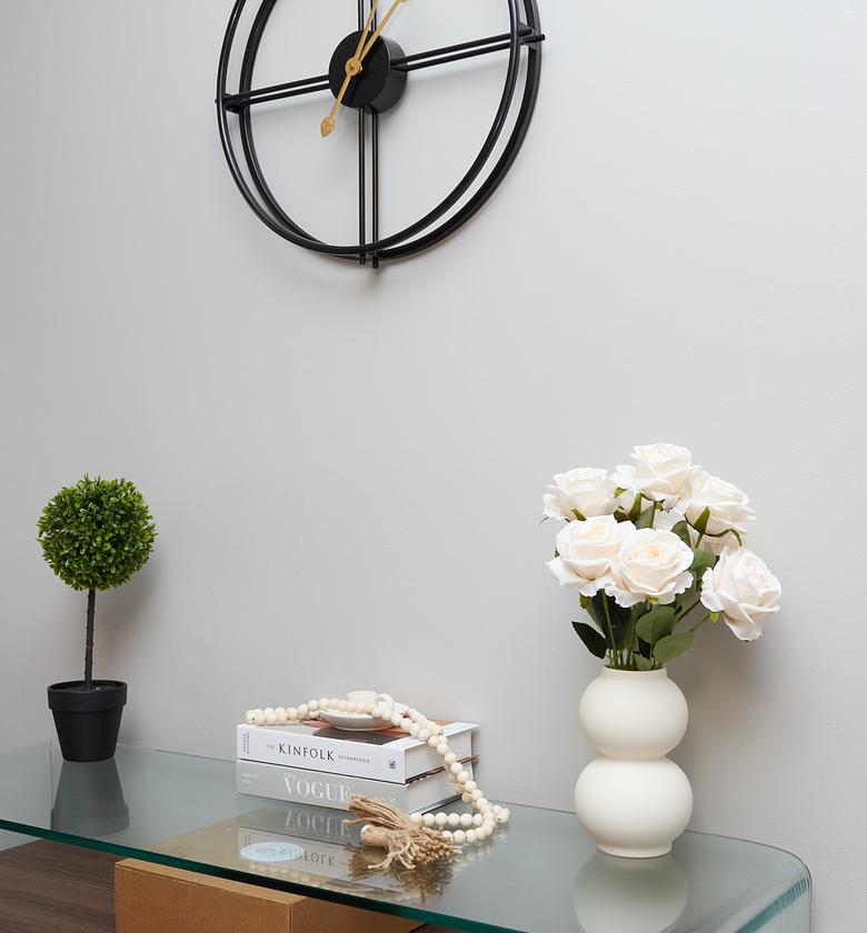 Decor Items/Pouf/Wall Hanging