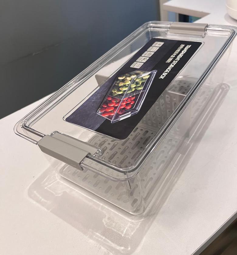 Fridge Container with Drain image