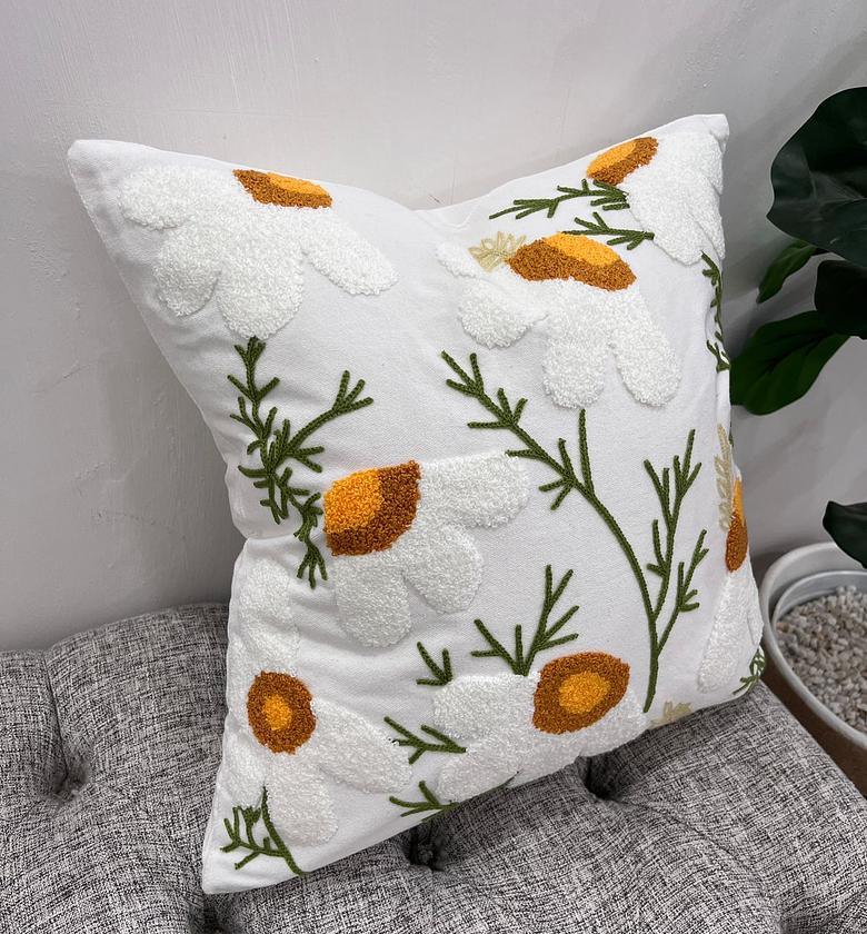 Embroidery Cover 45x45cm image