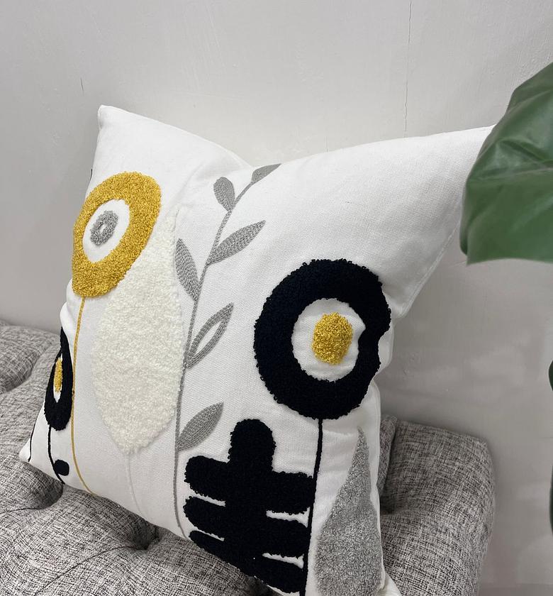 Embroidery Cover 45x45cm image