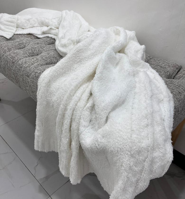 Throw blanket  image