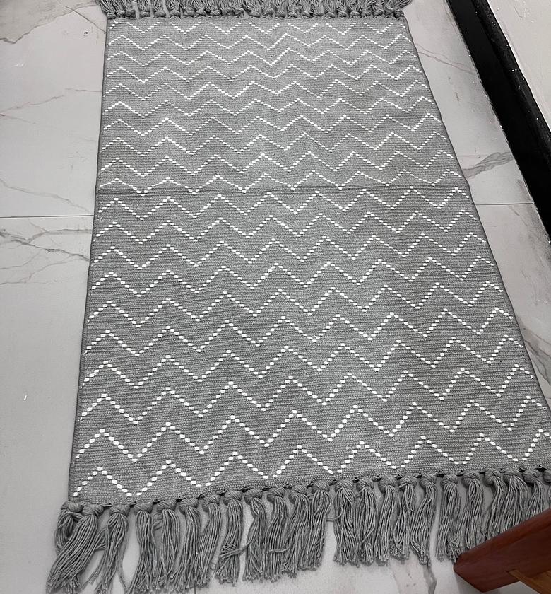 Woven Rug 60x90cm image