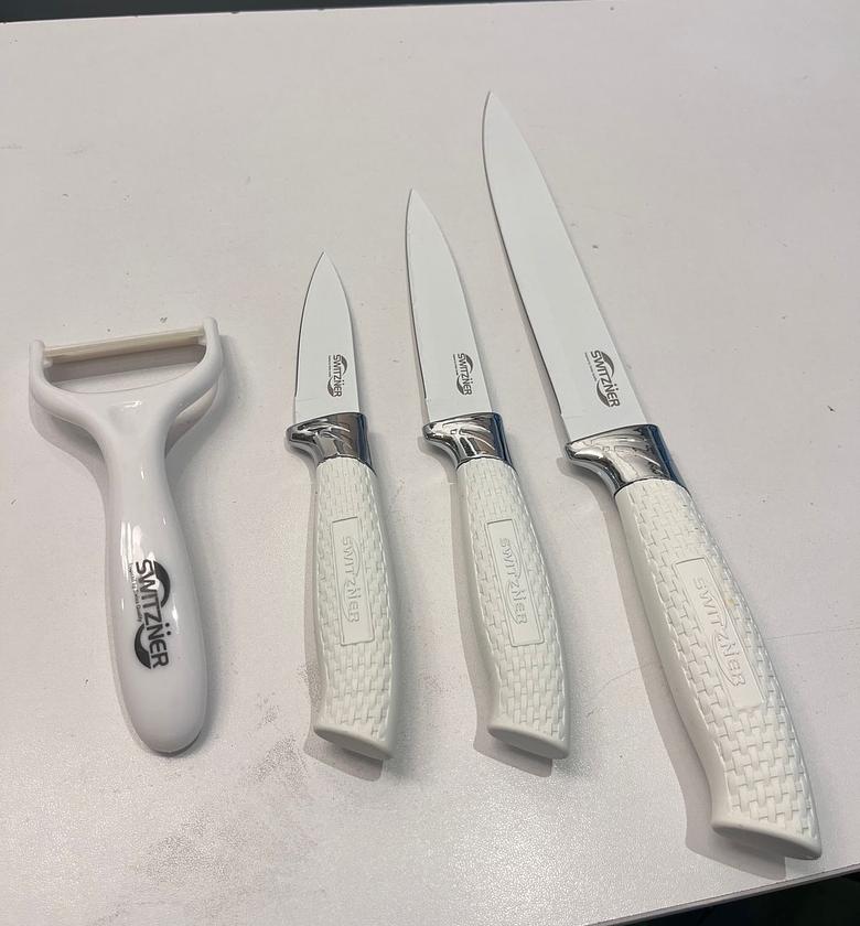 Knife Set White image