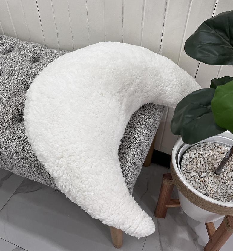 Moon pillow  image