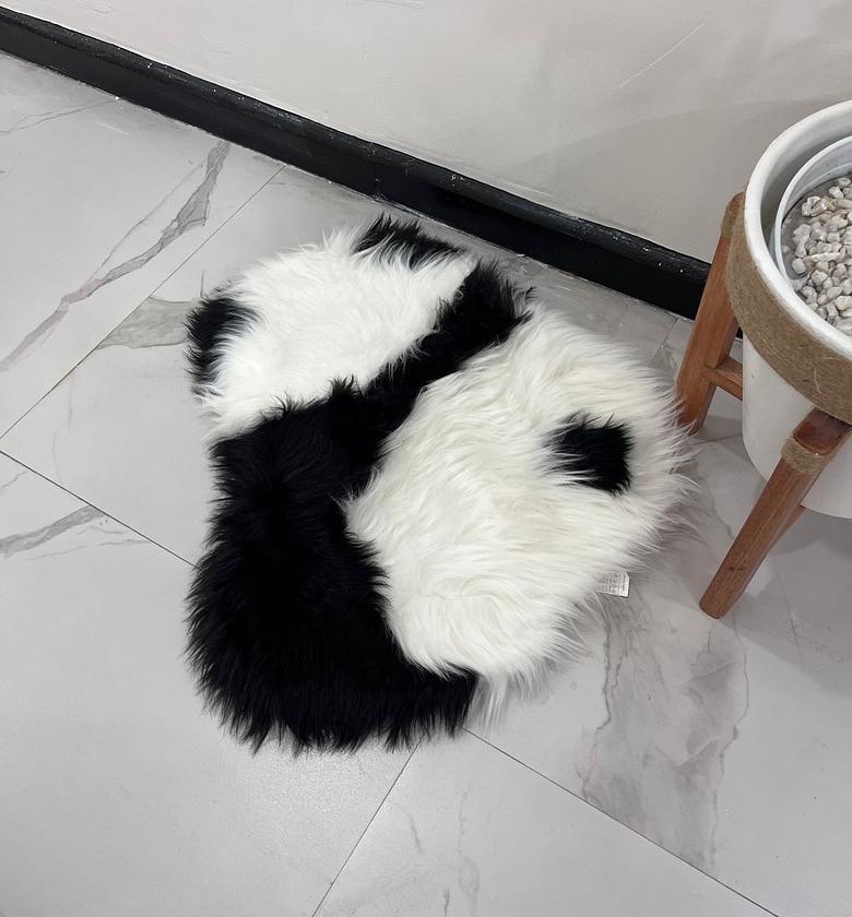 Fur Rug 50x60cm image