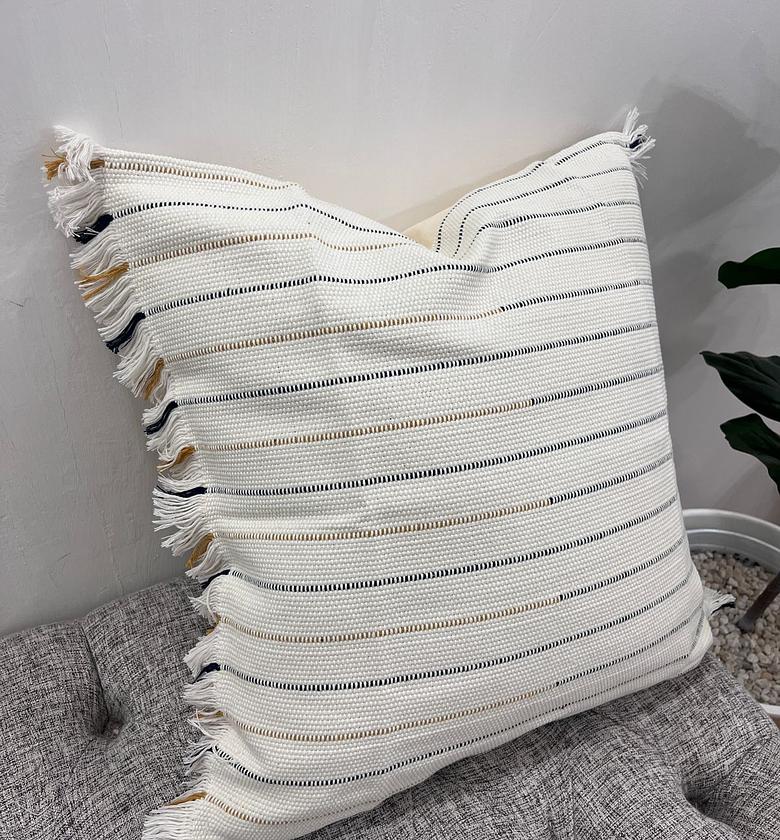 Woven cover 50*50cm image