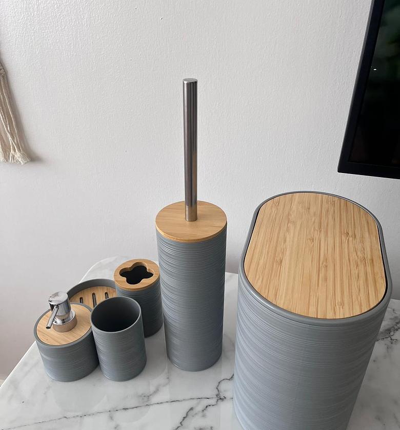 6 Piece Bathroom Set image