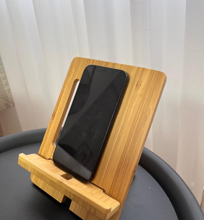Bamboo phone/Tablet holder image