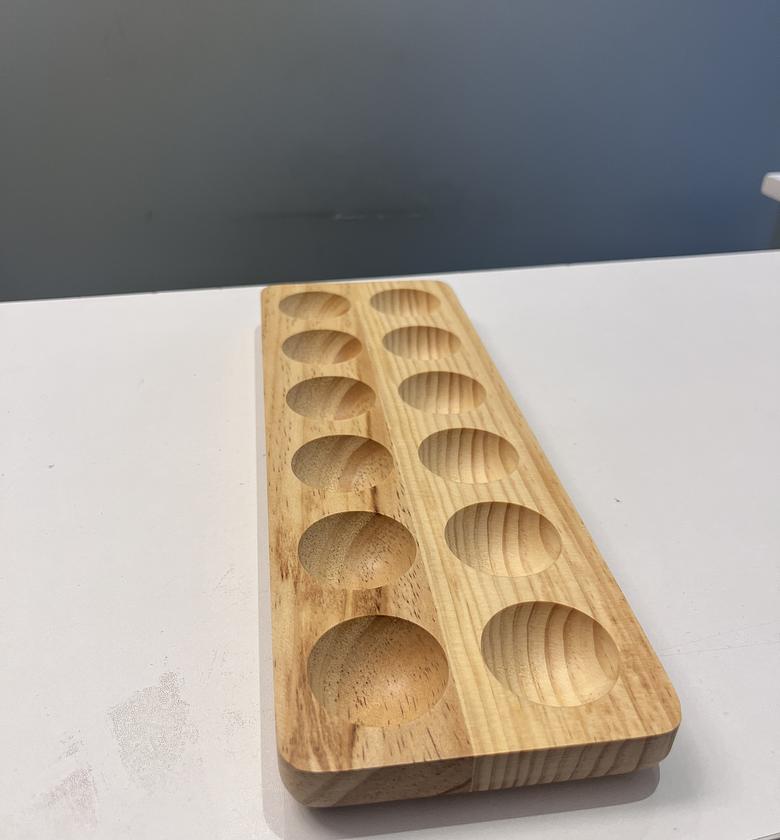 Wood egg tray/holder 12pcs image