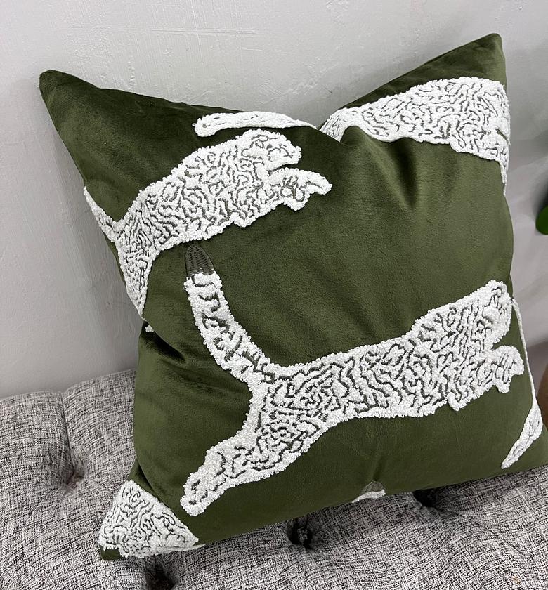 Embroidery Cover 45x45cm image